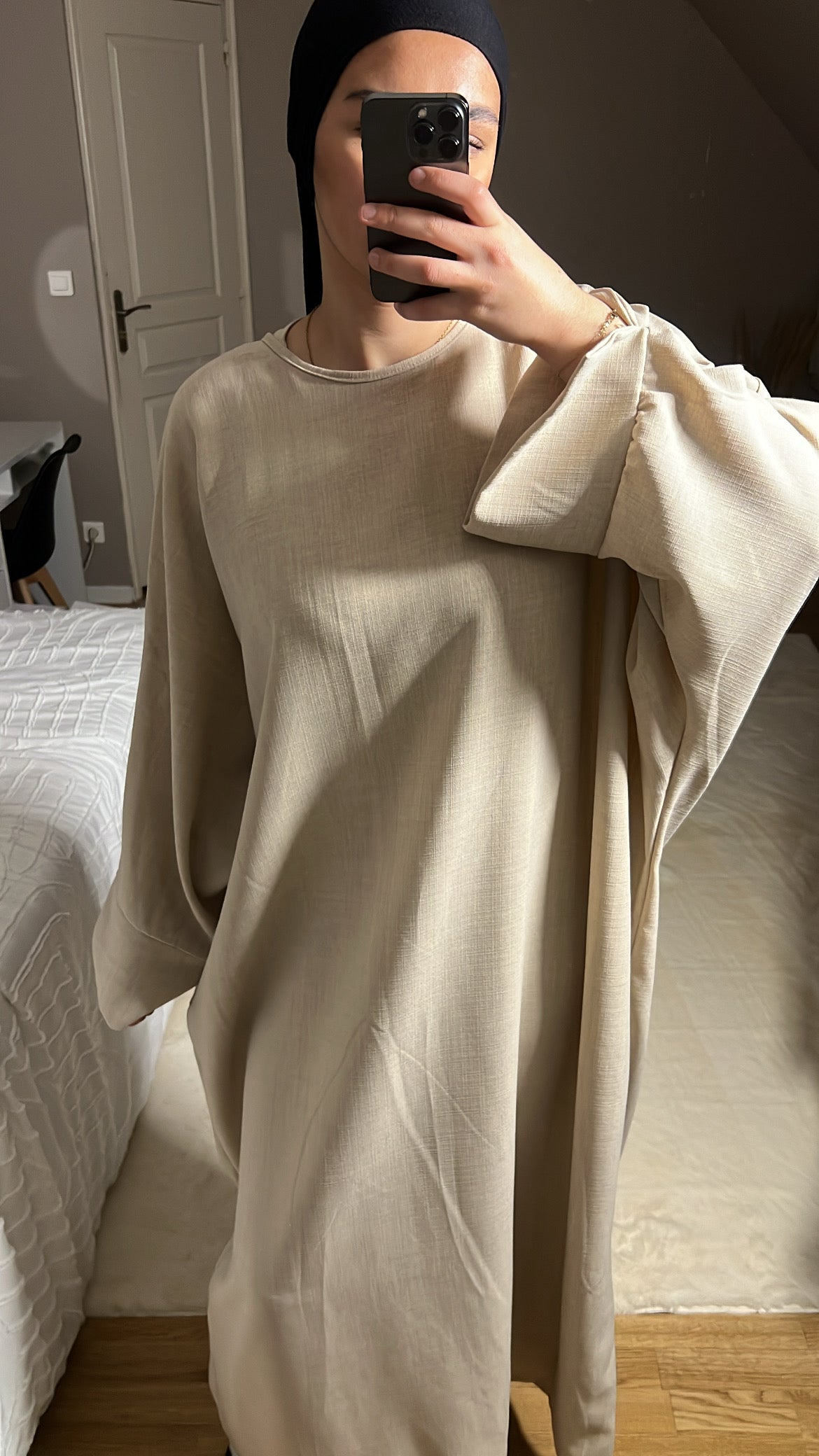 Abaya d'élégance beige